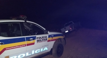 Sequestrador morre em troca de tiros com a PM na cidade de Vazante Sequestrador morre em troca de tiros com a PM na cidade de Vazante