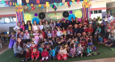 Centro de Educação Infantil “João Batista Barroso” encerra semestre com show de talentos Centro de Educação Infantil “João Batista Barroso” encerra semestre com show de talentos