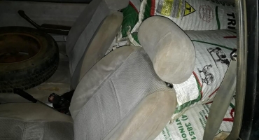 Produto cobiçado: Polícia Militar de Carmo do Paranaíba apreende veículo carregado com sacas de café