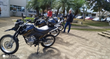 Prefeitura de Lagoa Formosa adquire 3 motocicletas que serão usadas para serviços gerais Prefeitura de Lagoa Formosa adquire 3 motocicletas que serão usadas para serviços gerais