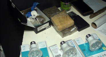 Polícia localiza um quilo e meio de maconha, cocaína e haxixe em Patos de Minas Polícia localiza um quilo e meio de maconha, cocaína e haxixe em Patos de Minas