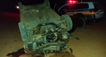 Idosa morre e outras duas pessoas ficam feridas em acidente de transito no município de São Gotardo Idosa morre e outras duas pessoas ficam feridas em acidente de transito no município de São Gotardo