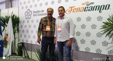 Prefeito e presidente da Câmara Municipal de Lagoa Formosa participam da abertura da Fenacampo Prefeito e presidente da Câmara Municipal de Lagoa Formosa participam da abertura da Fenacampo