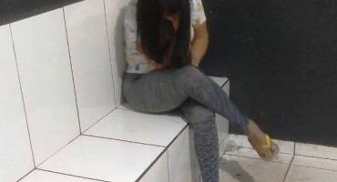 Mãe obriga filho a esconder celulares furtados é detida e acaba no presídio Mãe obriga filho a esconder celulares furtados é detida e acaba no presídio