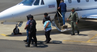 Operação do GAECO em Patos de Minas apreende mais de 260 mil em dinheiro, arma e drogas Operação do GAECO em Patos de Minas apreende mais de 260 mil em dinheiro, arma e drogas