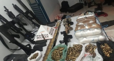 Em troca de tiros, PM mata bandidos que fariam ataque com explosivos no Norte de Minas Em troca de tiros, PM mata bandidos que fariam ataque com explosivos no Norte de Minas