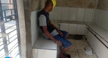 Após ser preso por bater na própria mãe rapaz é espancado no presídio Sebastião Satiro Após ser preso por bater na própria mãe rapaz é espancado no presídio Sebastião Satiro