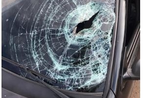 Ciclista colide contra automóvel em Lagoa Formosa e acidentes envolvendo bicicletas crescem Ciclista colide contra automóvel em Lagoa Formosa e acidentes envolvendo bicicletas crescem