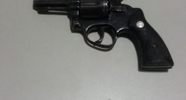 Homem de 39 anos é morto por disparos de arma de fogo na cidade de Tiros Homem de 39 anos é morto por disparos de arma de fogo na cidade de Tiros