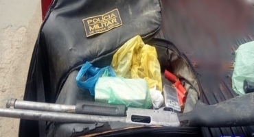 Homem de 31 anos troca tiros com a Polícia Militar e acaba morto em Guarda dos Ferreiros Homem de 31 anos troca tiros com a Polícia Militar e acaba morto em Guarda dos Ferreiros