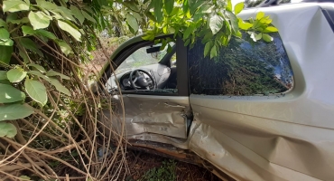 Motorista atravessa pista repentinamente e provoca acidente na BR-354 em Rio Paranaíba