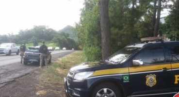 Operação da Polícia Rodoviária Federal intensifica fiscalização nas estradas Operação da Polícia Rodoviária Federal intensifica fiscalização nas estradas