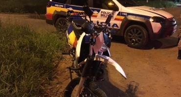 Militar do GEPMOR fica ferido em acidente na Avenida JK