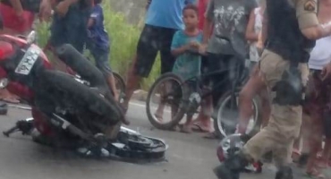 Motociclista vítima de acidente de transito na cidade de Patos de Miinas morre no hospital Motociclista vítima de acidente de transito na cidade de Patos de Miinas morre no hospital