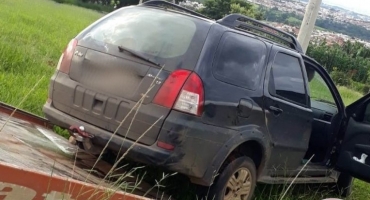 Após acidente, motorista de Patos de Minas é preso por embriaguez e ameaça