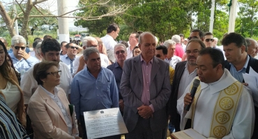 Ministra da Agricultura visita Patos de Minas e participa de inauguração de asfaltamento de estrada vicinal Ministra da Agricultura visita Patos de Minas e participa de inauguração de asfaltamento de estrada vicinal