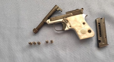 Suspeito de tráfico de drogas é preso em Lagamar com arma de fogo