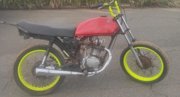 Motoqueiro é detido em Carmo do Paranaíba por direção perigosa e supostos disparos de arma de fogo Motoqueiro é detido em Carmo do Paranaíba por direção perigosa e supostos disparos de arma de fogo