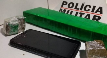 Polícia Rodoviária apreende aproximadamente 1 quilo de maconha dentro de veículo na BR-354