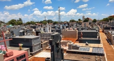 Moradora de Patos de Minas vai receber 6 mil de indenização, após confusão em cemitério