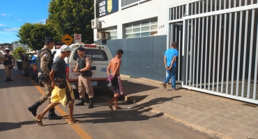Operação da PM no Bairro Jardim Quebec termina com três presos e drogas apreendidas