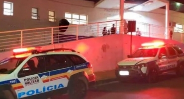 Homem é esfaqueado pelo namorado da ex-mulher em Patos de Minas