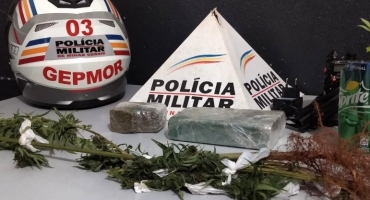 PM localiza droga e réplica de arma de fogo em chácara na cidade de Patos de Minas