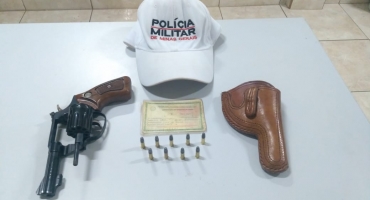Motorista de 71 anos é preso por porte ilegal de arma de fogo no município de Carmo do Paranaíba