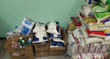 Escola Nossa Senhora da Piedade realiza campanha e arrecada cestas para famílias carentes Escola Nossa Senhora da Piedade realiza campanha e arrecada cestas para famílias carentes