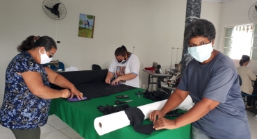Secretaria Municipal de Desenvolvimento Social de Lagoa Formosa distribui máscaras para a população de baixa renda Secretaria Municipal de Desenvolvimento Social de Lagoa Formosa distribui máscaras para a população de baixa renda