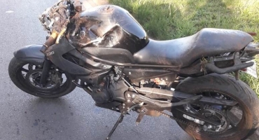 Motociclista sofre acidente na Avenida JK em Patos de Minas e tem múltiplas fraturas 