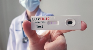 Mesmo com PCR negativo, Vigilância em Saúde de Patos de Minas considera teste rápido para afirmar morte por COVID-19 Mesmo com PCR negativo, Vigilância em Saúde de Patos de Minas considera teste rápido para afirmar morte por COVID-19