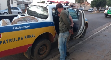 Homem é detido em Carmo do Paranaíba com café furtado em lavoura do município