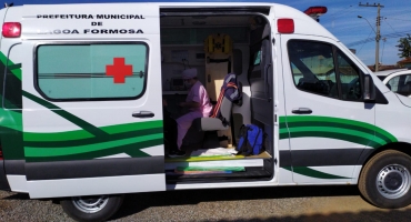 Prefeitura de Lagoa Formosa adquire ambulância de grande porte para a área da saúde do município Prefeitura de Lagoa Formosa adquire ambulância de grande porte para a área da saúde do município