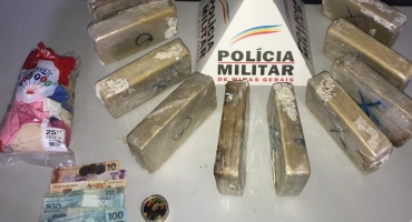 Motorista é preso transportando 10 quilos de crack em companhia da esposa e filha de 5 anos