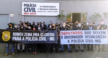 Policiais civis de Patos de Minas se dizem traídos pelo Governo ZEMA e também protestam contra PEC 55