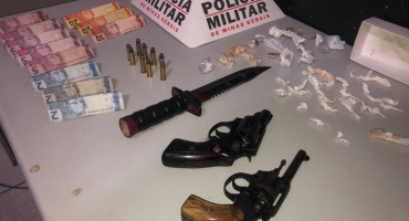 Polícia Militar de Lagoa Formosa apreende armas de fogo, drogas e prende autores 
