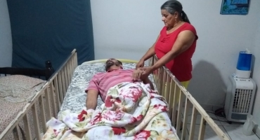 Mãe que cuida de filho acidentado em Carmo do Paranaíba busca ajuda para pagar contas de água e luz Mãe que cuida de filho acidentado em Carmo do Paranaíba busca ajuda para pagar contas de água e luz