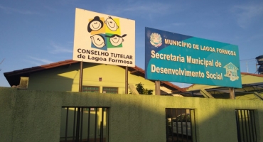 Lagoa Formosa: namorado de 14 anos engravida garota de 17 que está vivendo em situação de vulnerabilidade Lagoa Formosa: namorado de 14 anos engravida garota de 17 que está vivendo em situação de vulnerabilidade