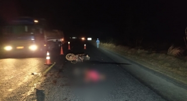 Motoqueiro morre ao colidir contra automóvel na BR-354 próximo à Carmo do Paranaíba