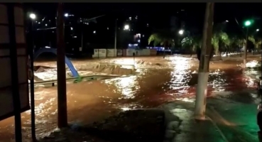 Temporal causa danos em Patos de Minas e provoca alagamentos na cidade