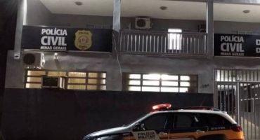 Pai fica bêbado e criança autista de 6 anos foge de casa e fica perdida Pai fica bêbado e criança autista de 6 anos foge de casa e fica perdida