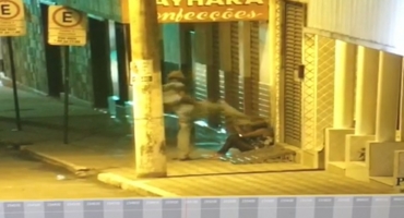 Olho Vivo flagra mulher sendo agredida e PM impede homicídio em Carmo do Paranaíba Olho Vivo flagra mulher sendo agredida e PM impede homicídio em Carmo do Paranaíba