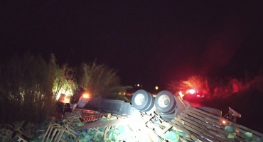 Acidente na curva do Belvedere próximo a Carmo do Paranaíba  na BR-354 mata duas pessoas 
