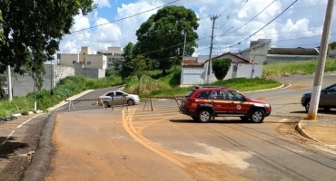 Defesa Civil mantém interditado acesso principal às sedes da prefeitura e da Justiça do Trabalho