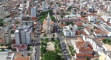 Veja o que abre e o que fecha em Patos de Minas no período de carnaval Veja o que abre e o que fecha em Patos de Minas no período de carnaval