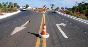 Uso do termo BR-352 para o trecho da BR-354, entre Patos de Minas e Arapuá, continua confundindo leitores e motoristas Uso do termo BR-352 para o trecho da BR-354, entre Patos de Minas e Arapuá, continua confundindo leitores e motoristas