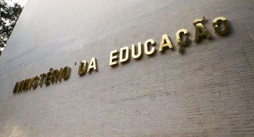 MEC disponibiliza manual a profissionais de alfabetização MEC disponibiliza manual a profissionais de alfabetização