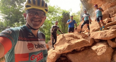 Saiba como ciclistas de Patos de Minas descobriram um novo sítio arqueológico por acaso em Presidente Olegário