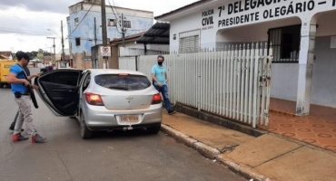 Projeto de lei que cria honraria para valorizar policiais é aprovado pela Câmara Municipal de Presidente Olegário Projeto de lei que cria honraria para valorizar policiais é aprovado pela Câmara Municipal de Presidente Olegário